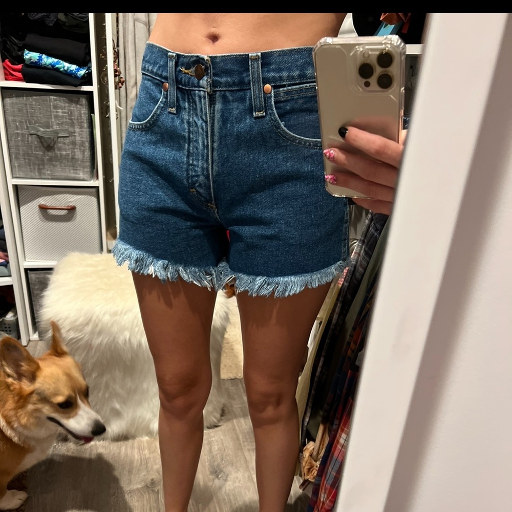 Wrangler Shorts - Picture 2 of 8